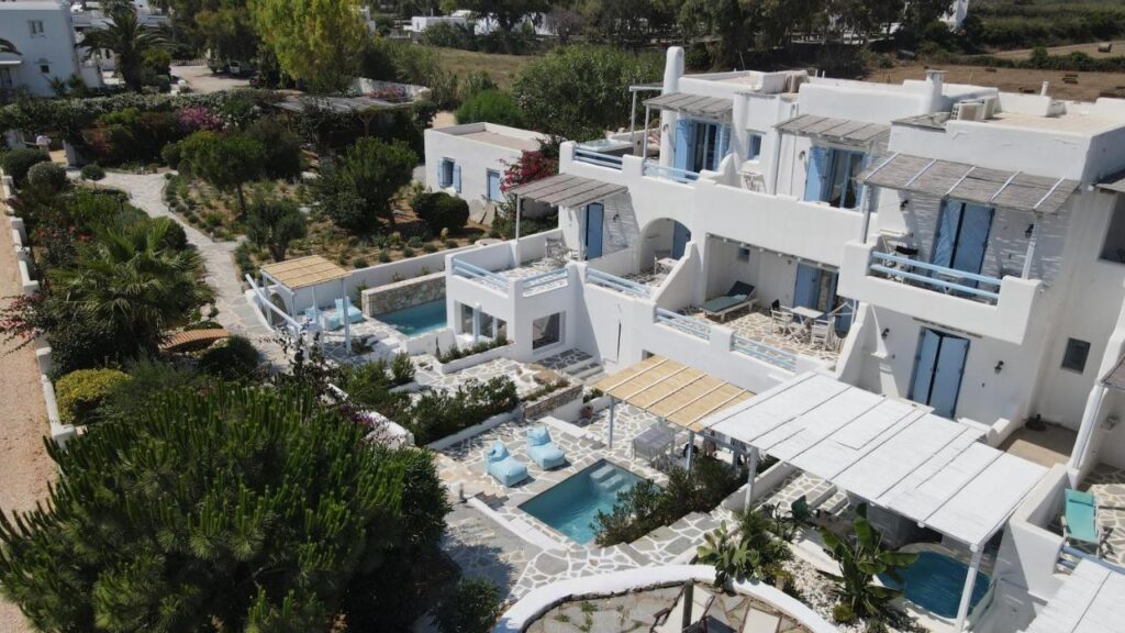 Annio Studios in Naxos Island