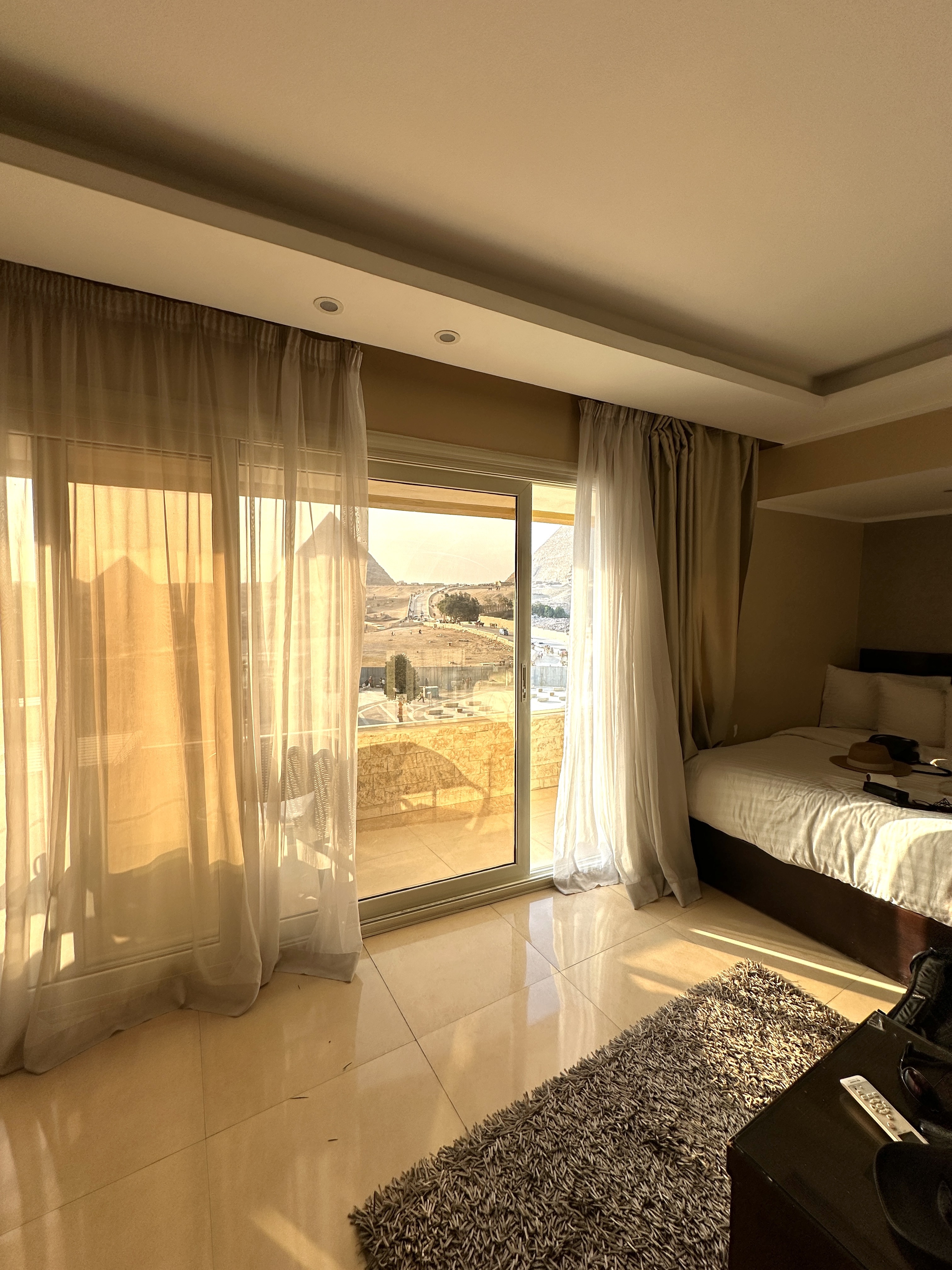 Inside our room at the Pyramids Inn Blog - Egypt Itinerary 7 Days of Iconic Ancient Wonders