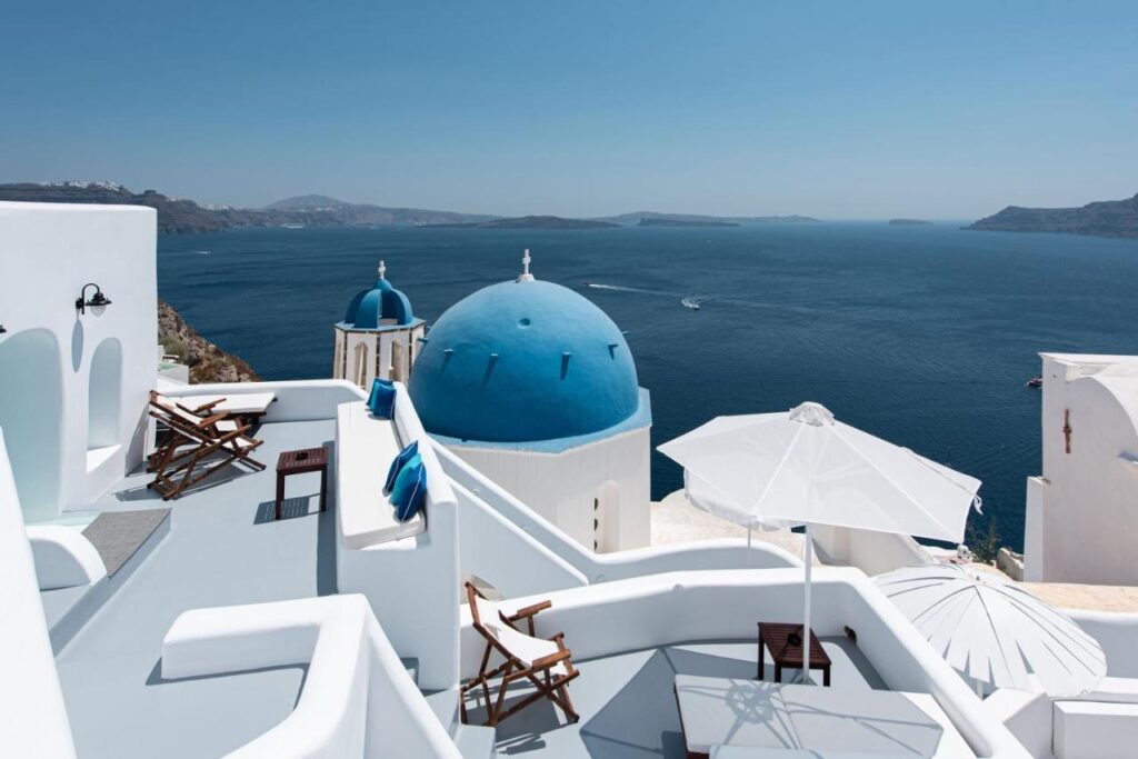 Oia Spirit Boutique Residences Santorini Oia - Greek island hoping itinerary