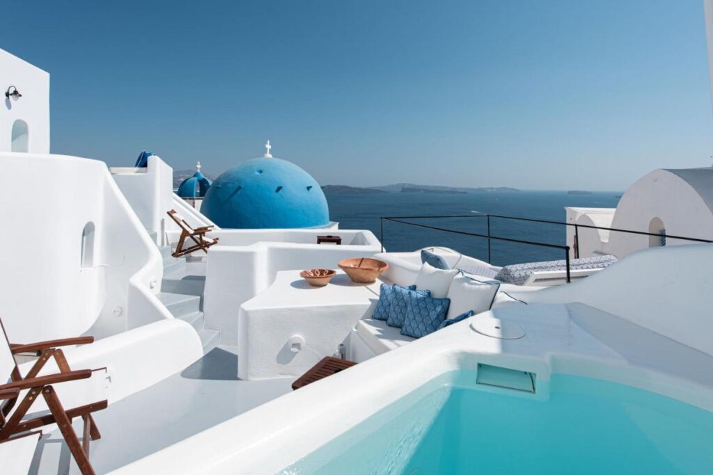 Oia Spirit Boutique Residences Santorini Oia - Greek island hoping itinerary