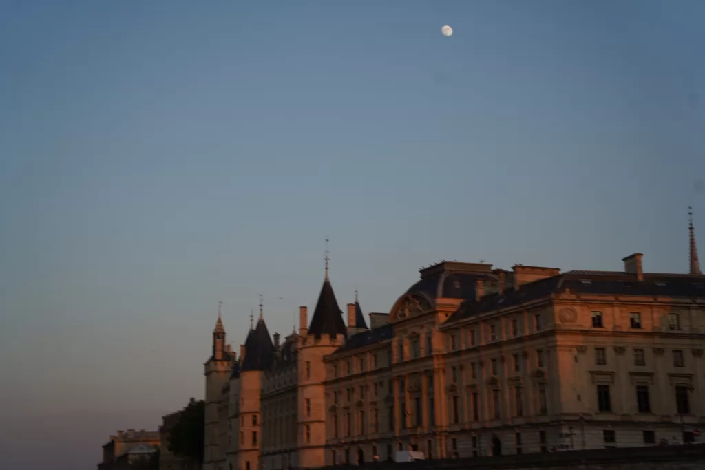 Seine River Cruise - Paris Sunset