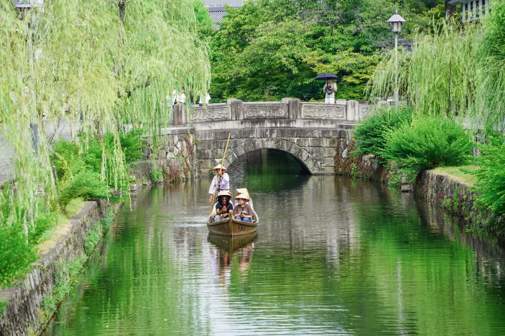 Kurashiki Bikan Historical Quarter - 1 hour day trip from Osaka